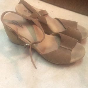Clark wedges 9.5